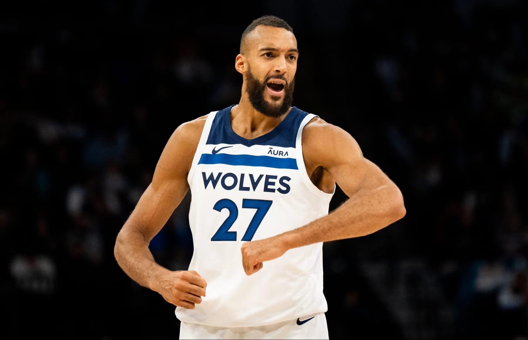 乐鱼app下载-官方：戈贝尔垫脚文班后本赛季恶犯积分累计达6分，被停赛1场