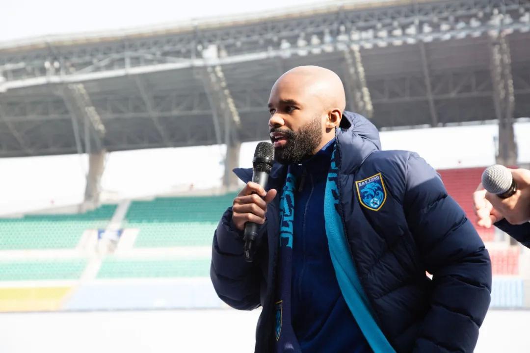 乐鱼app下载-南通支云在主场举办新援见面会，卡卢卢、安屹斐、张竟哲亮相