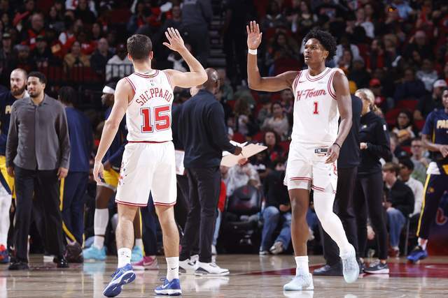 火箭小将爆发！乌度卡应给他更多球权 KD：他是情绪非常稳定的人