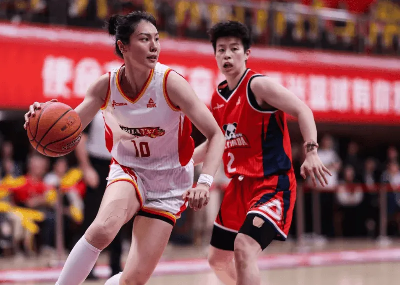 乐鱼登录入口-WCBA总决赛G5：四川74-65战胜山西，获得WCBA冠军